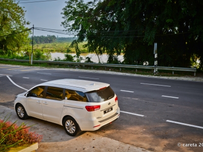 Kia Grand Carnival 2.2D KX - Untuk mereka yang arif sahaja 